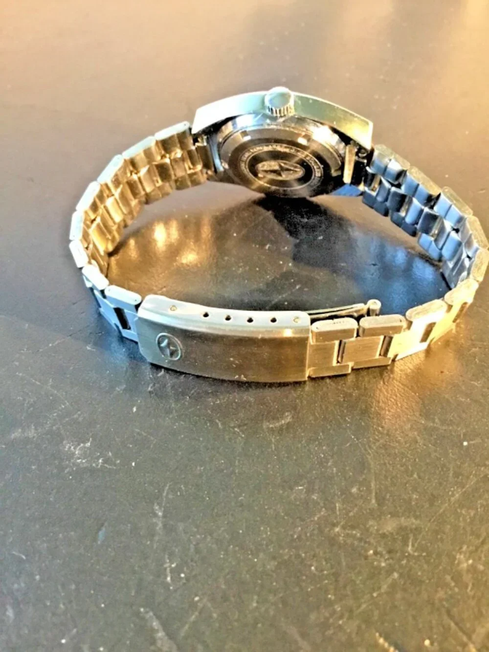 Elgin Women’s De Lux Modern Wristwatch – Stainless Steel – Blue Dial – Clean